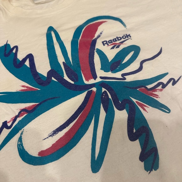 VTG 90s Reebok Tee Shirt L Streetwear Running Cotton Athletic Women’s Retro - Picture 8 of 8